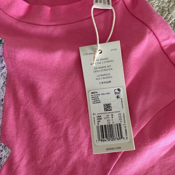 NWT Adidas Pink Graphic Logo T-Shirt - Picture 2 of 7